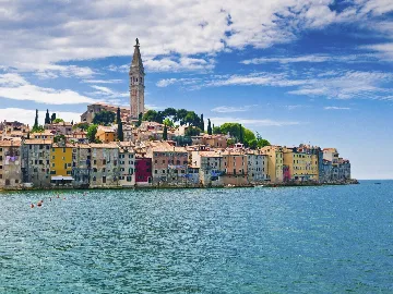 2-Bedroom House in Tinjan for Up to 5 Guests