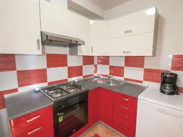 3-Bedroom Villa with Private Pool in Žminj