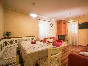 House in Pićan for Groups & Families (up to 12)