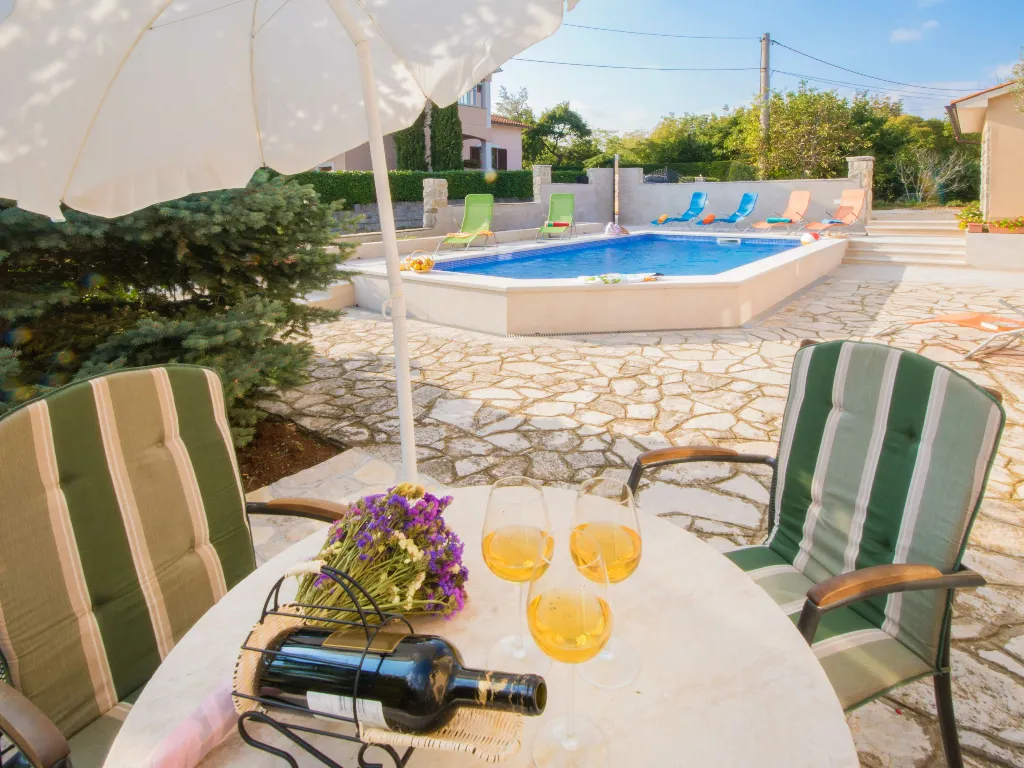 2-Bedroom House in Labin for Up to 6 Guests