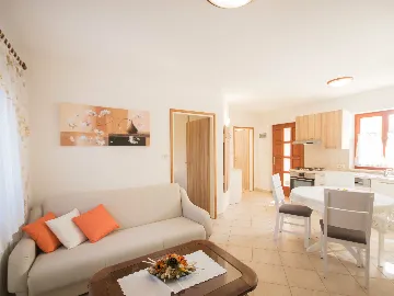 2-Bedroom House in Labin for Up to 6 Guests