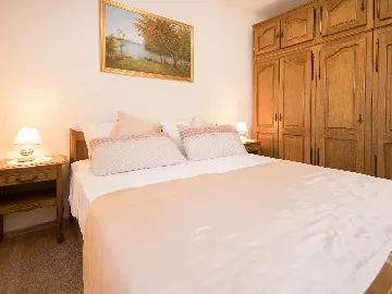 2-Bedroom House in Labin for Up to 6 Guests