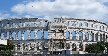 Stone House with Private Pool in Gračišće