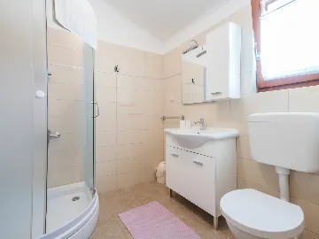 Stone House with Private Pool in Gračišće