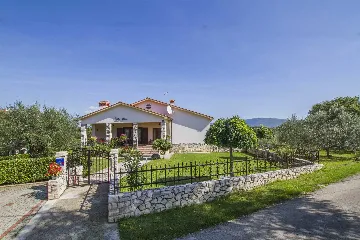 4-Bedroom House in Nedešćina with Private Pool