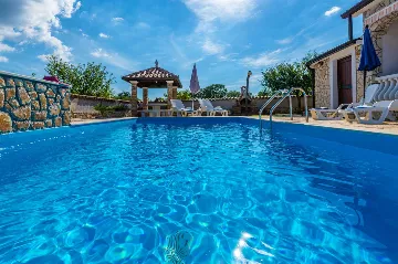 5-Bedroom House in Nedešćina for Up to 9 Guests