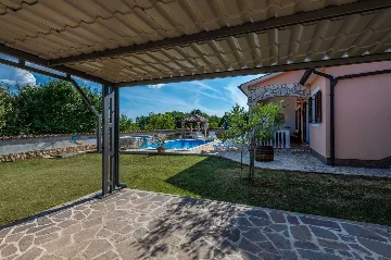 5-Bedroom House in Nedešćina for Up to 9 Guests