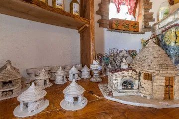 5-Bedroom House in Nedešćina for Up to 9 Guests