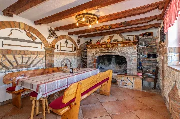 5-Bedroom House in Nedešćina for Up to 9 Guests