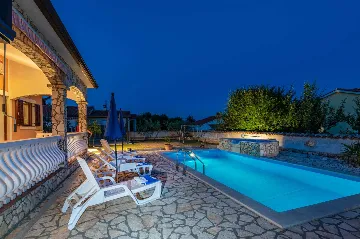 5-Bedroom House in Nedešćina for Up to 9 Guests