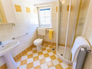 5-Bedroom House with Terrace Jacuzzi in Premantura