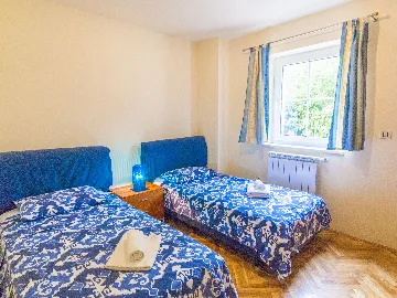 5-Bedroom House with Terrace Jacuzzi in Premantura