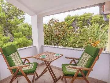 5-Bedroom House with Terrace Jacuzzi in Premantura