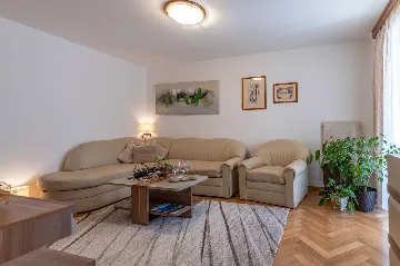 House in Labin with Private Pool for 7 Guests