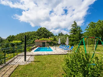 House in Labin with Private Pool for 7 Guests