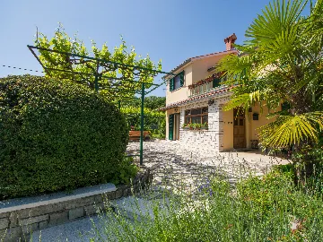 House in Labin with Private Pool for 7 Guests