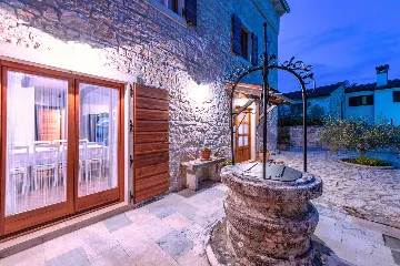 5-Bedroom House in Svetvinčenat for Up to 10