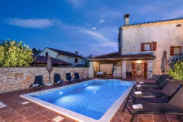 5-Bedroom House in Svetvinčenat for Up to 10