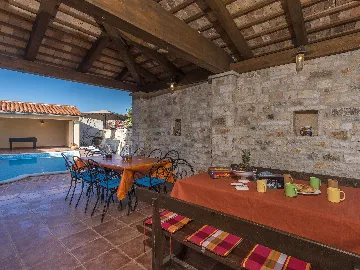 5-Bedroom House in Svetvinčenat for Up to 10