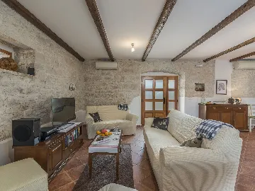 5-Bedroom House in Svetvinčenat for Up to 10