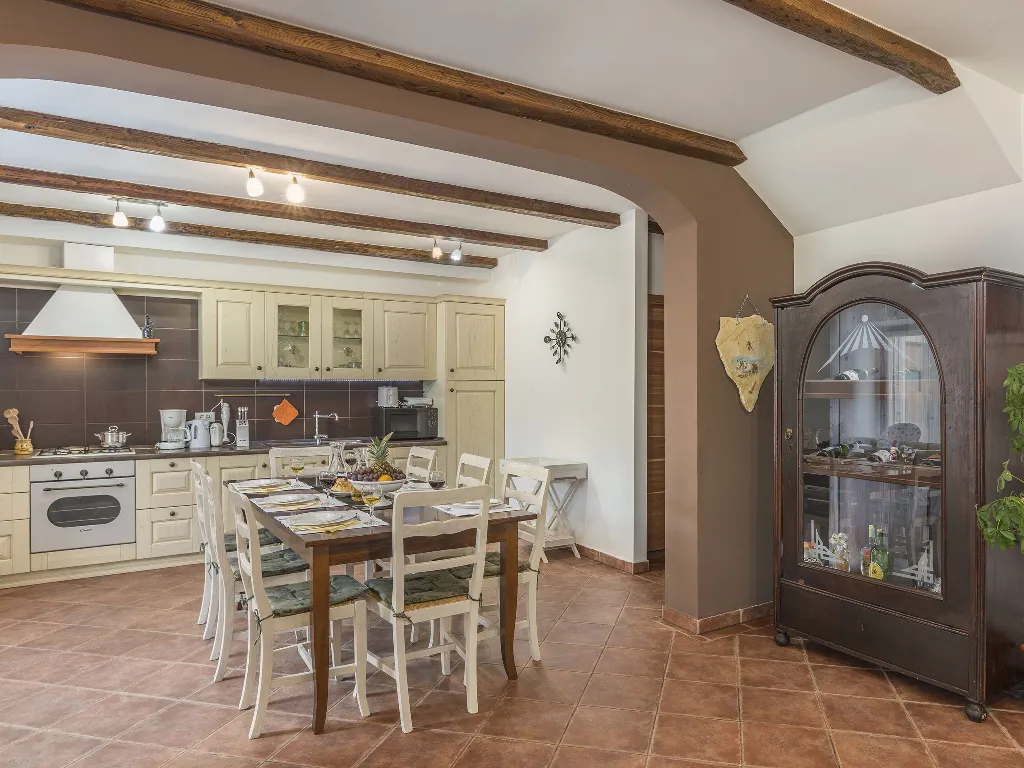 5-Bedroom House in Svetvinčenat for Up to 10