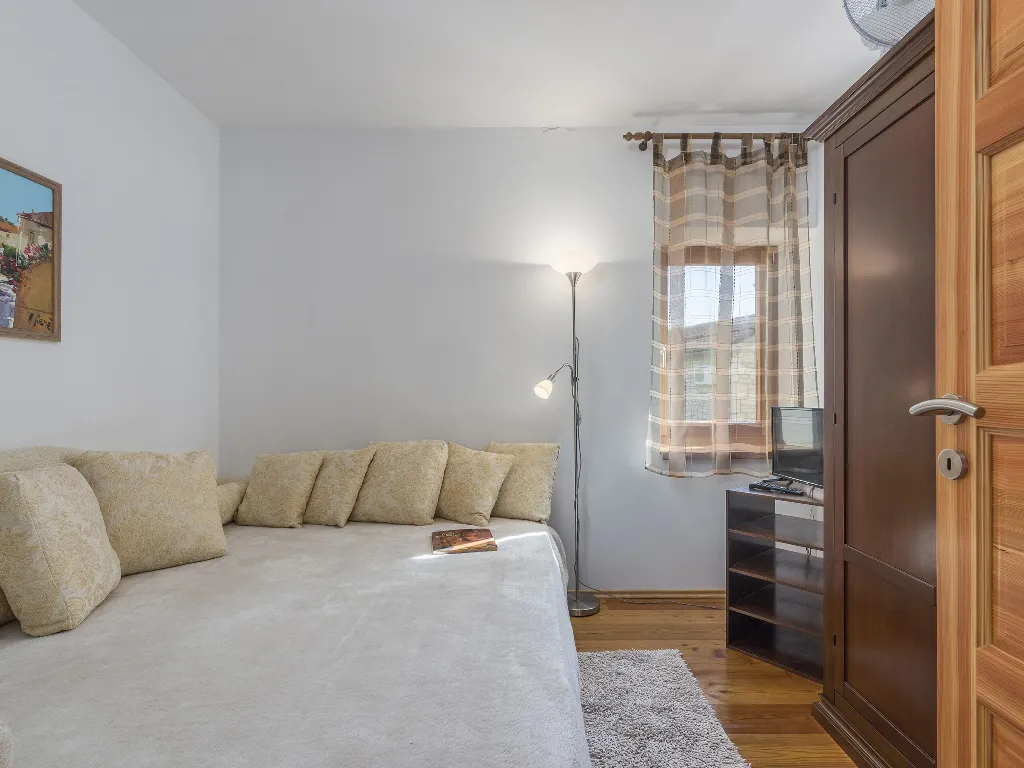 5-Bedroom House in Svetvinčenat for Up to 10
