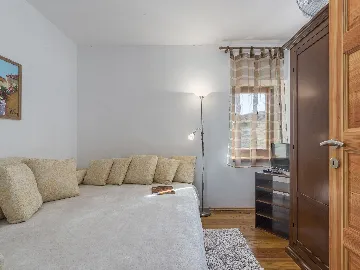 5-Bedroom House in Svetvinčenat for Up to 10