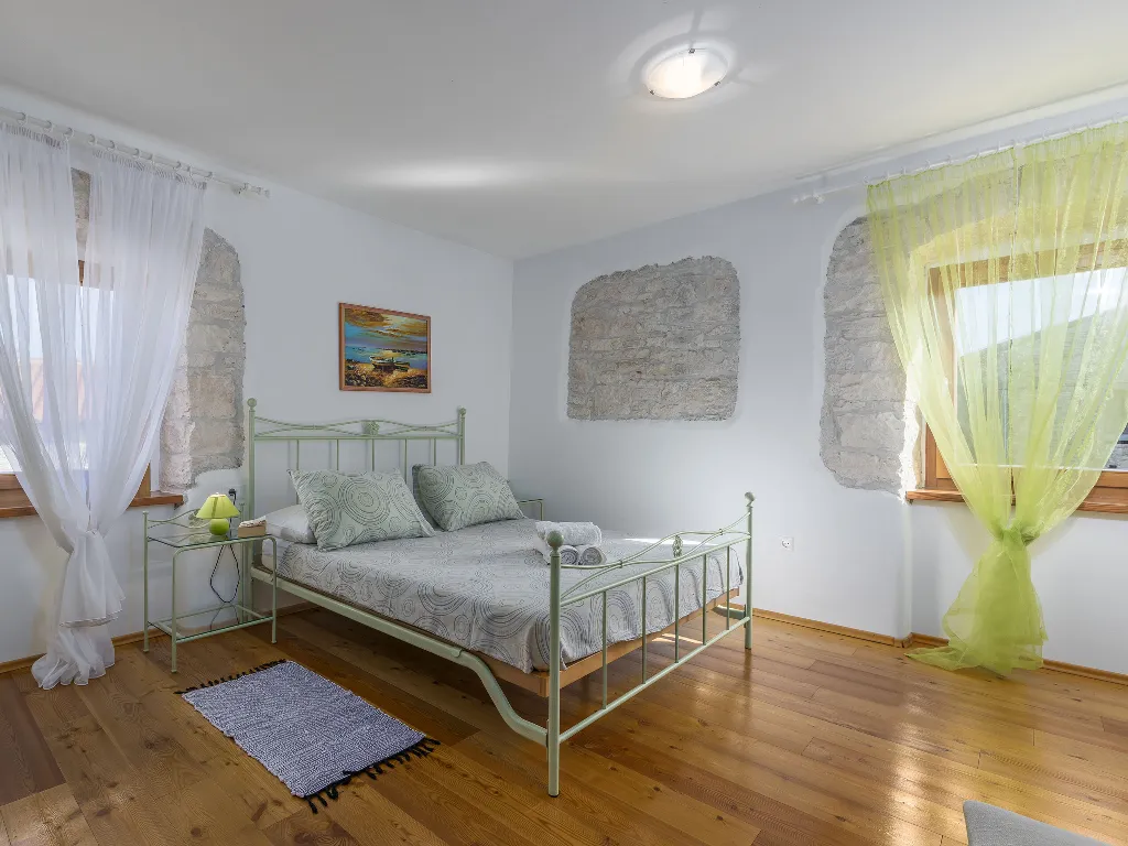 5-Bedroom House in Svetvinčenat for Up to 10