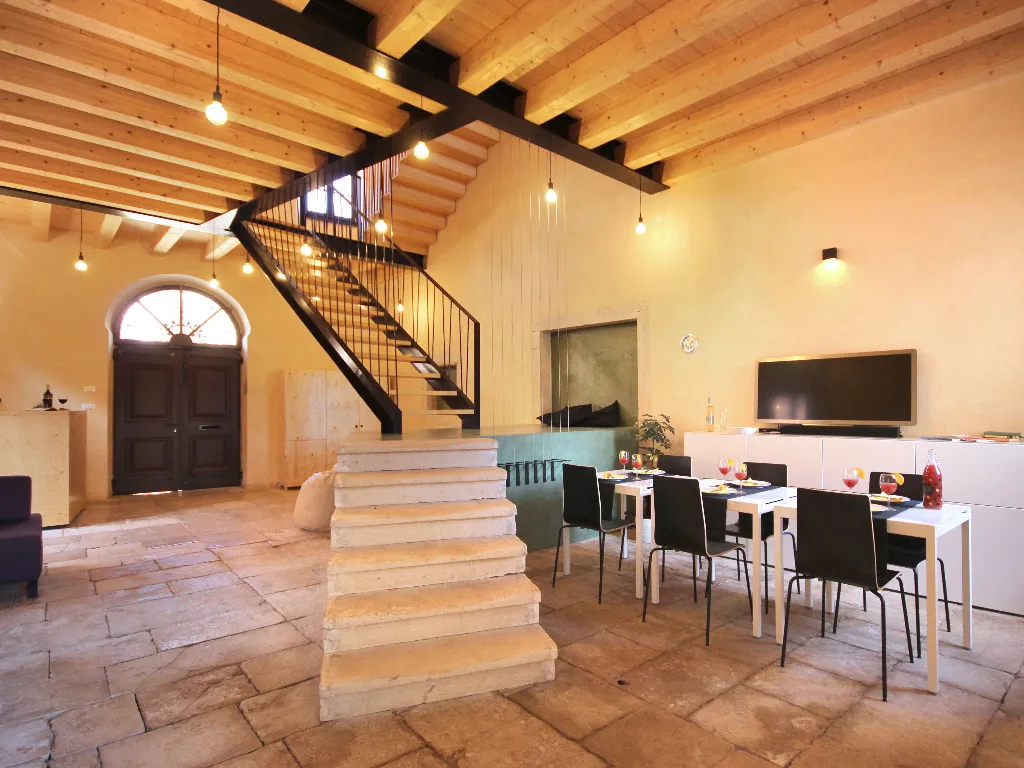 3-Bedroom House in Galižana for Up to 16