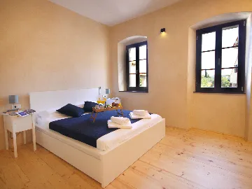 3-Bedroom House in Galižana for Up to 16