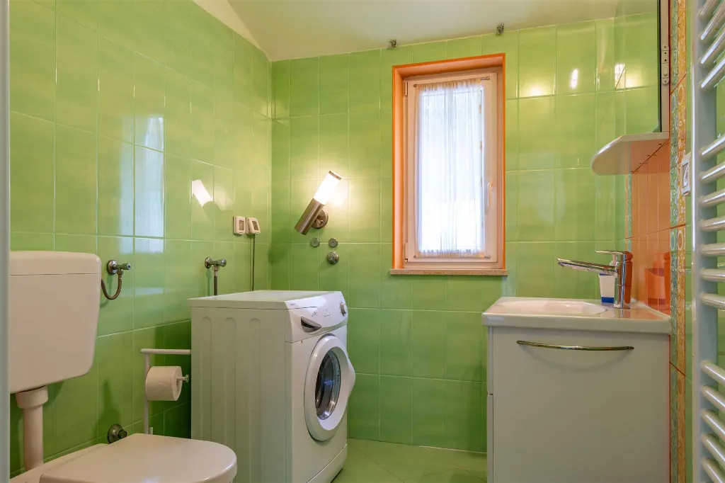 3-Bedroom House with Private Pool in Labin