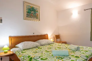 3-Bedroom House with Private Pool in Labin