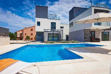 House with Sea View in Banjole for 5 Guests