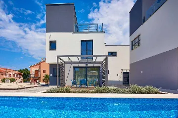 House with Sea View in Banjole for 5 Guests