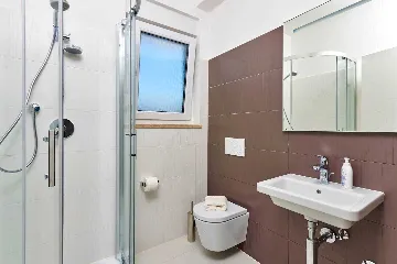 House with Sea View in Banjole for 5 Guests