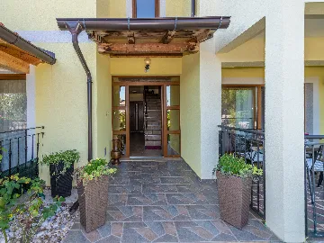 House in Labin for 13 Guests with Large Pool