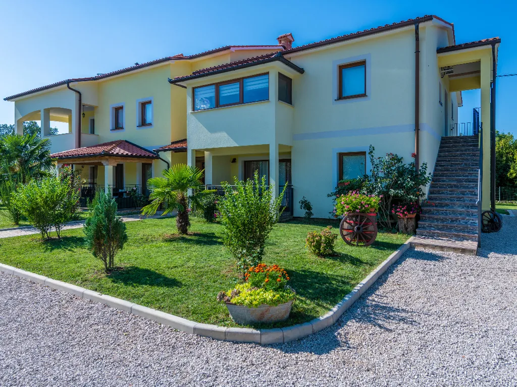 House in Labin for 13 Guests with Large Pool