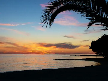 1-Bedroom House in Povljana for Up to 4 Guests