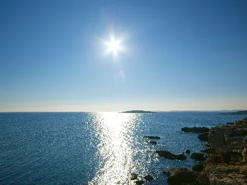 House in Nedešćina for 6 Guests with Pool