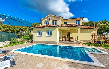 Brgod House for Up to 8 Guests with Pool