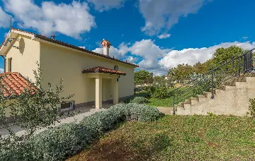 Brgod House for Up to 8 Guests with Pool