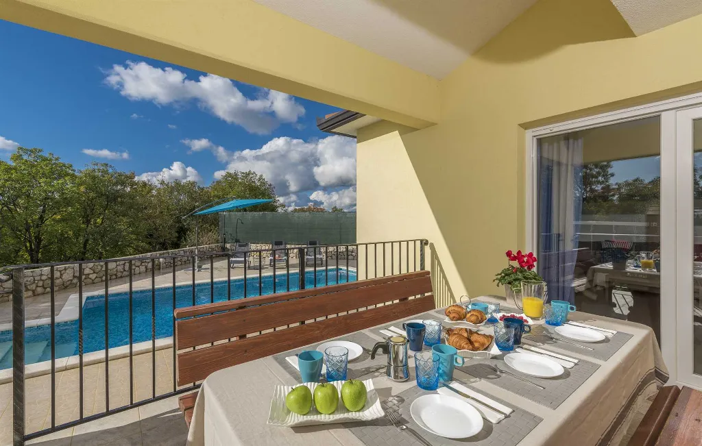 Brgod House for Up to 8 Guests with Pool