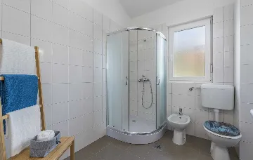 Brgod House for Up to 8 Guests with Pool