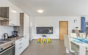 Brgod House for Up to 8 Guests with Pool