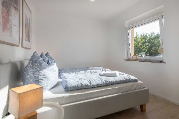 Air-Conditioned 5-Bedroom Villa in Žminj with Private Pool