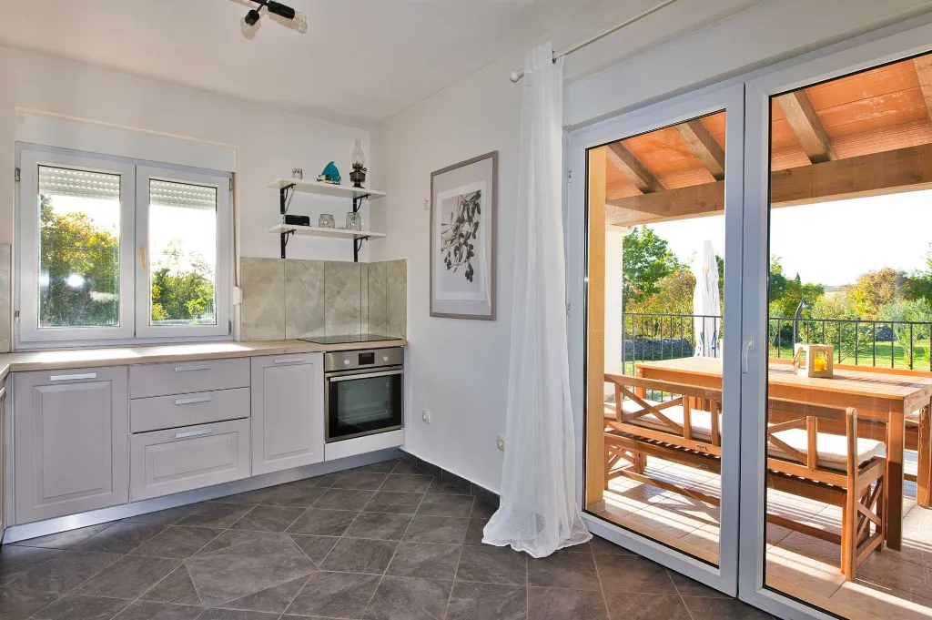 Air-Conditioned 5-Bedroom Villa in Žminj with Private Pool