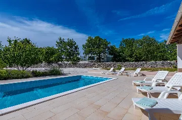 Air-Conditioned 5-Bedroom Villa in Žminj with Private Pool