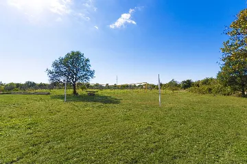 Marčana Apartment for up to 6 with Shared Pool