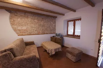 Marčana 2-Bedroom Apartment with Shared Pool