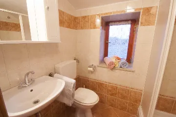 Marčana 2-Bedroom Apartment with Shared Pool